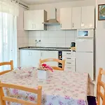 Apartment Kuki - Prc159 By Interhome