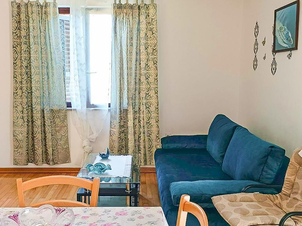 Kuki - Prc159 By Interhome Apartman Porec